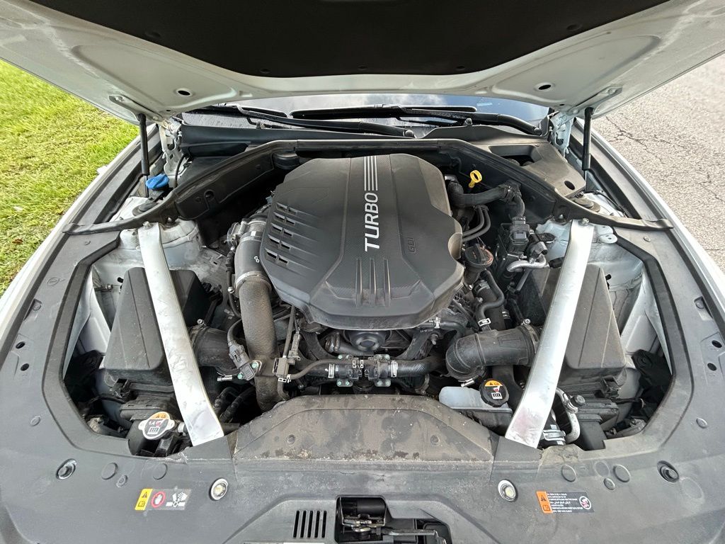 2022 Genesis G70 3.3T 9