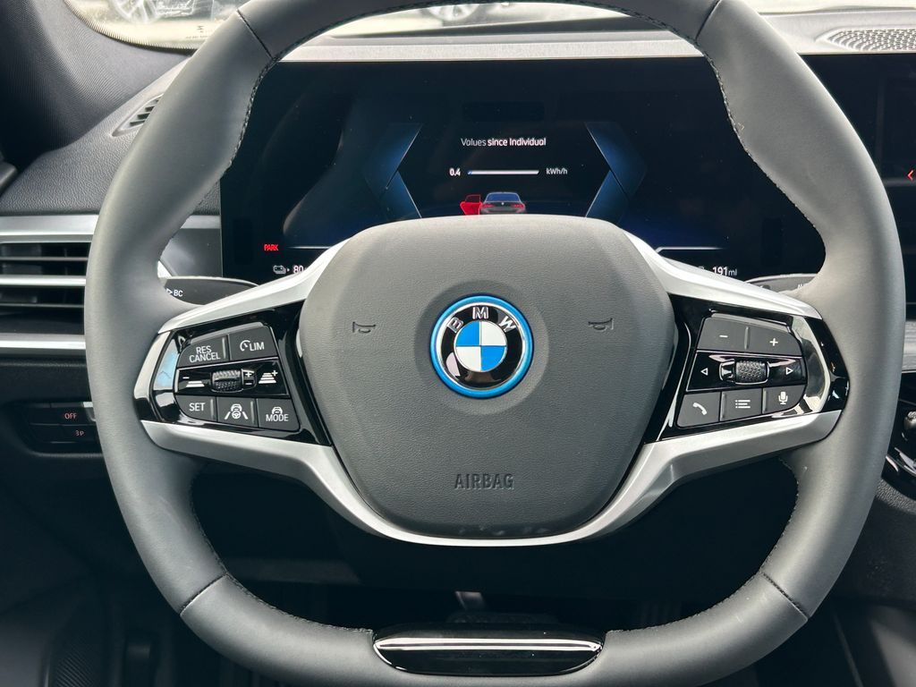 Thumbnail: 2026 BMW i4 - 18