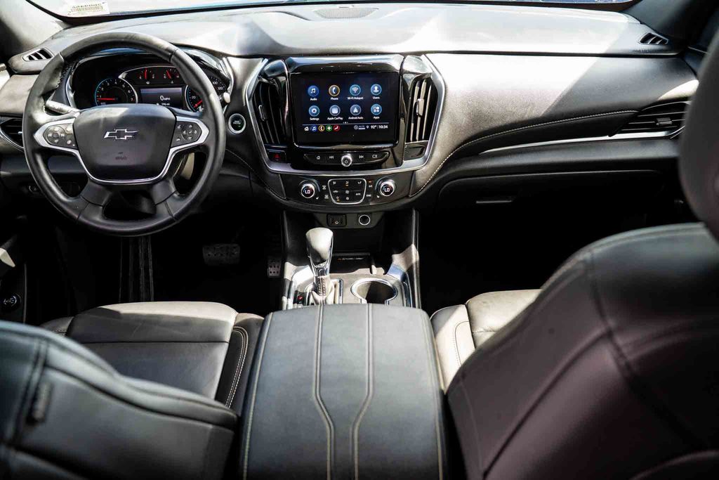 Used Car 2023 Chevrolet Traverse  Lt Leather For Sale Under $30,000 In Austin, Texas