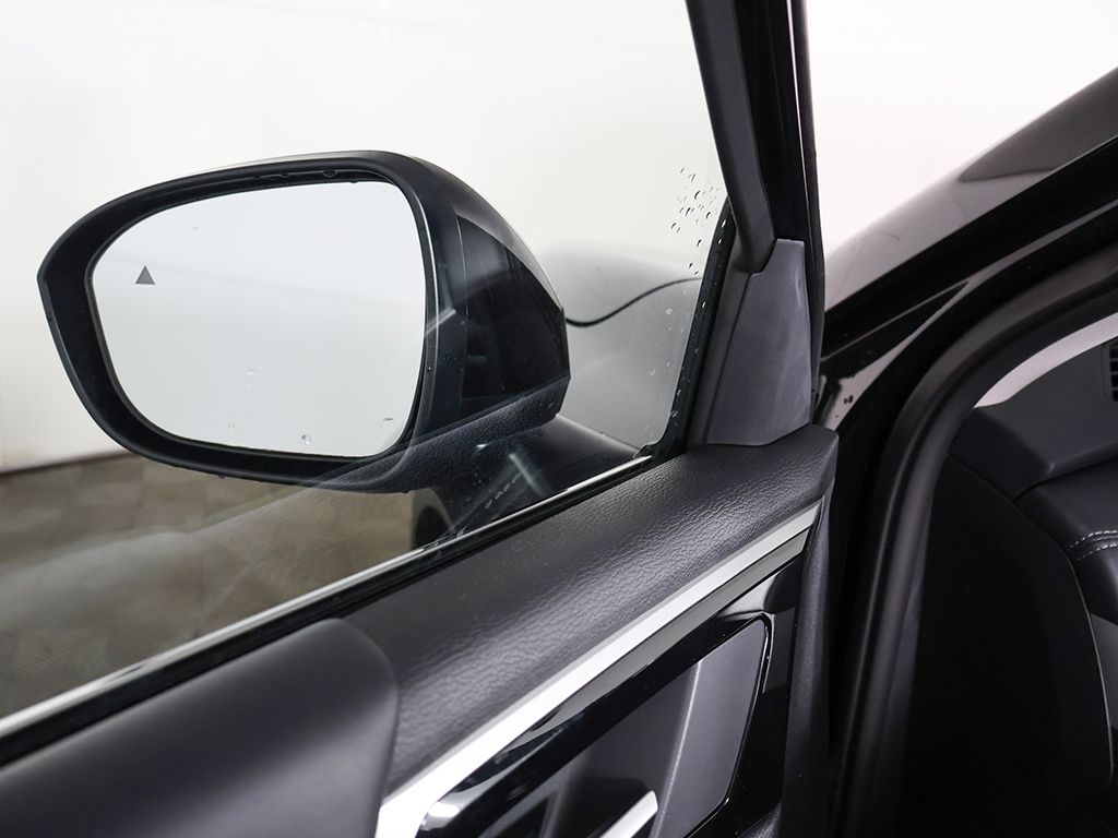 New 2026 Black Mitsubishi SE image 36
