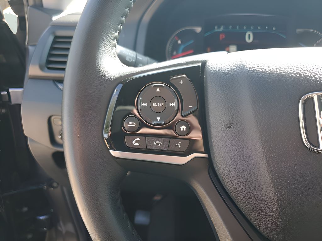 Used Car 2022 Honda Pilot  Touring For Sale Under $35,000 In Austin, Texas