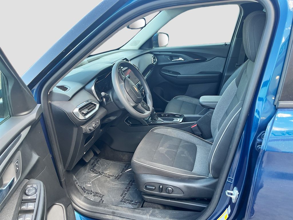 Used 2021 Blue Chevrolet LT image 19