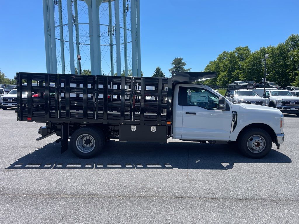 2026 Ford F-350 Chassis XL
