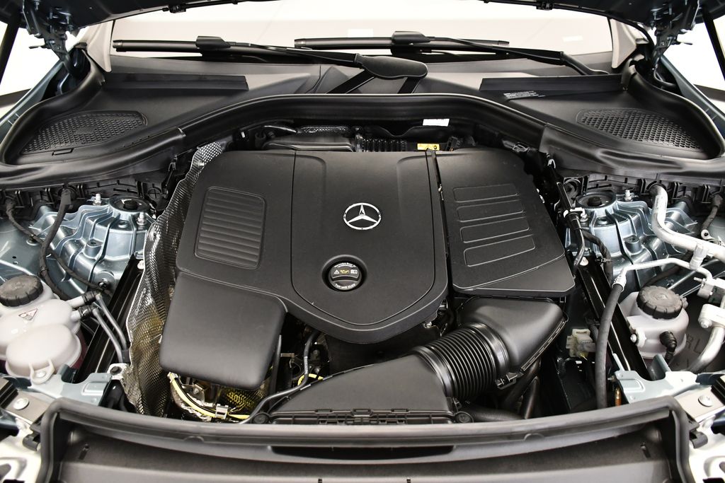 Thumbnail: 2026 Mercedes-Benz GLC - 11