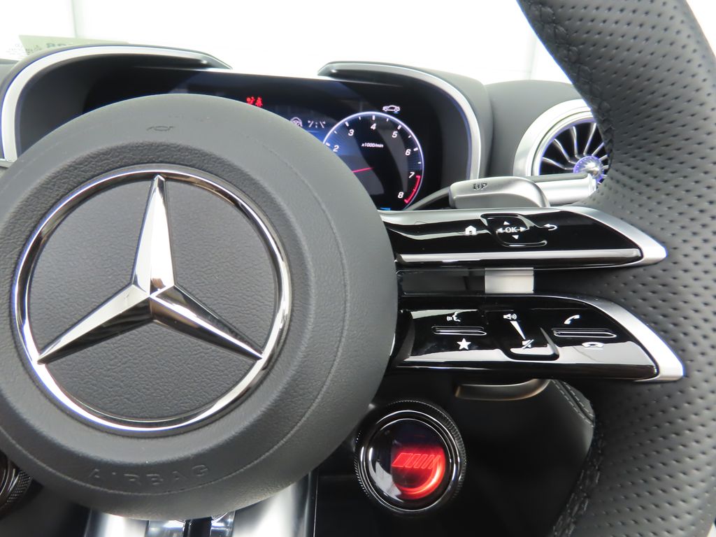 2025 Mercedes-Benz SL-Class AMG SL 43 21