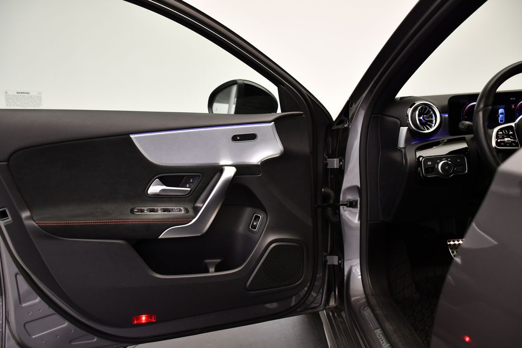 Thumbnail: 2022 Mercedes-Benz A-Class - 32