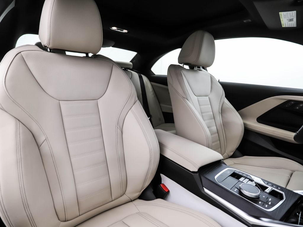 Thumbnail: 2026 BMW 2 Series - 26