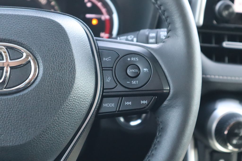 Thumbnail: 2024 Toyota RAV4 - 12