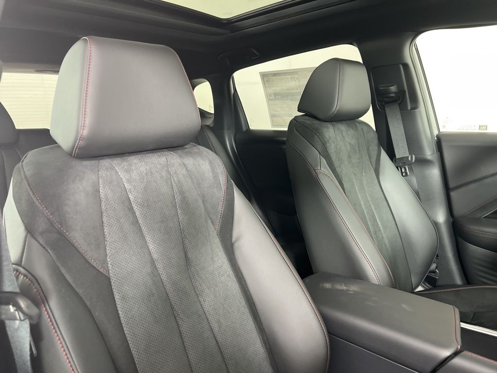 Thumbnail: 2026 Acura ADX - 12