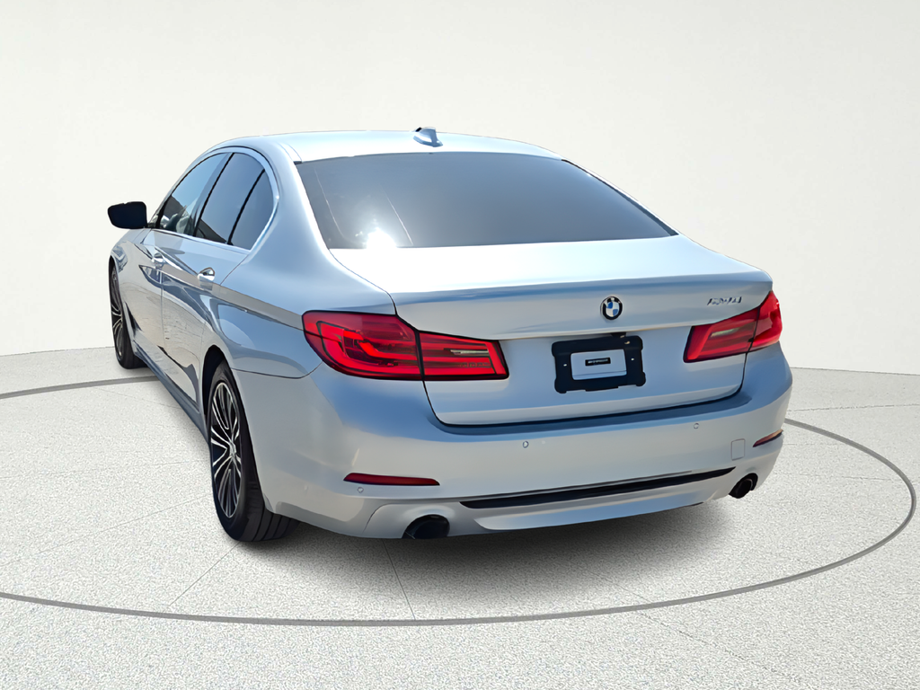 2019 BMW 5 Series 530i - 4