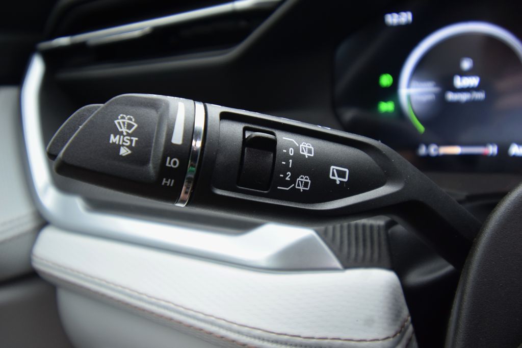 new 2026 Jeep Cherokee car, priced at $43,610