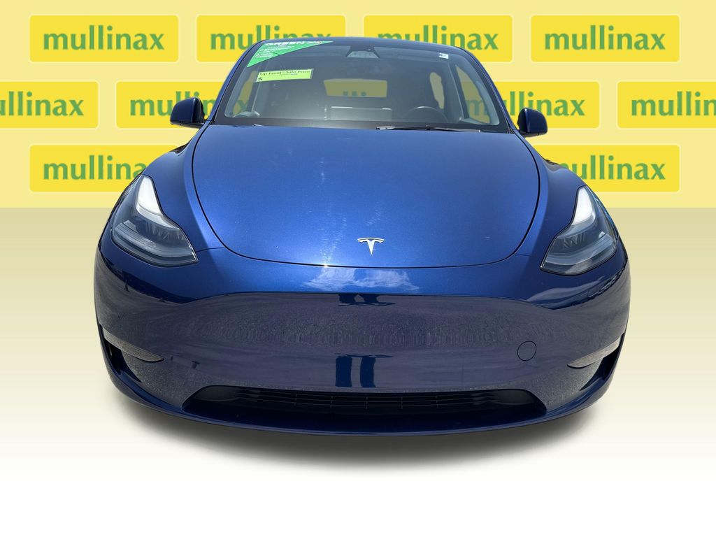 Used 2023  Tesla Performance image 10