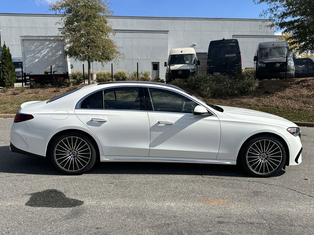 2025 Mercedes-Benz E-Class E 350 9