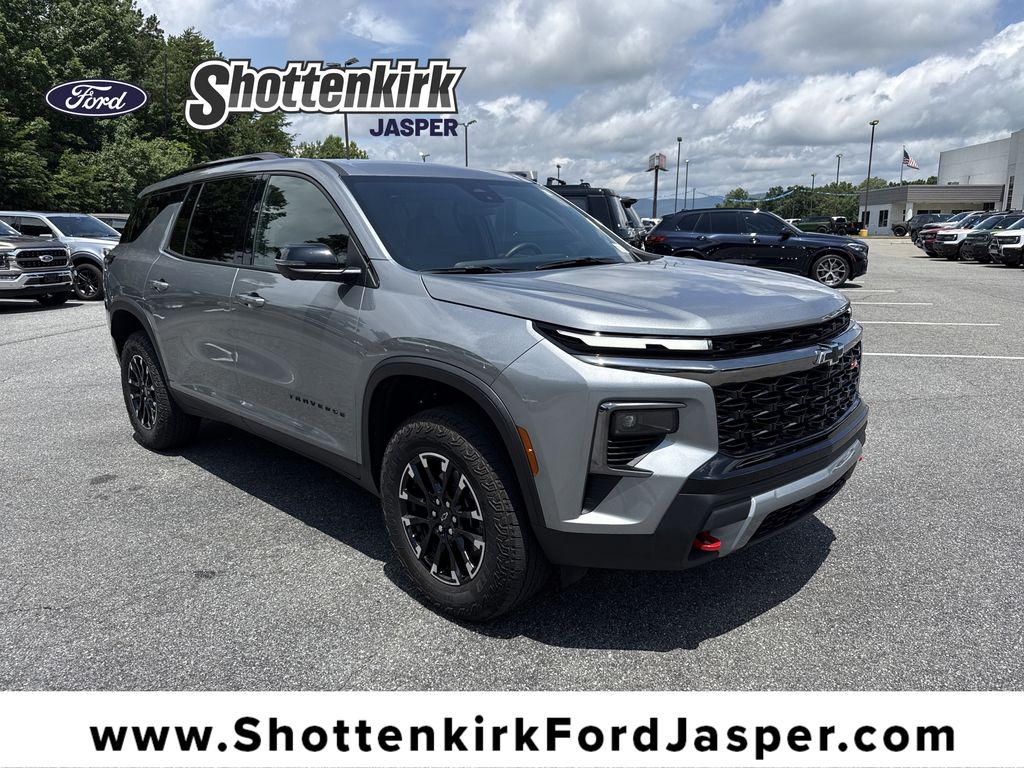 Sterling Gray Metallic 2025 Chevrolet Traverse SUV / Crossover Four-Wheel Drive 8-Speed Automatic