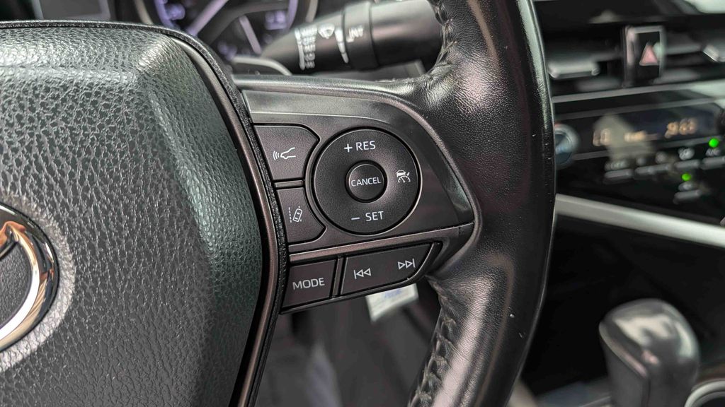 Used 2022 Toyota Camry SE 4D Sedan