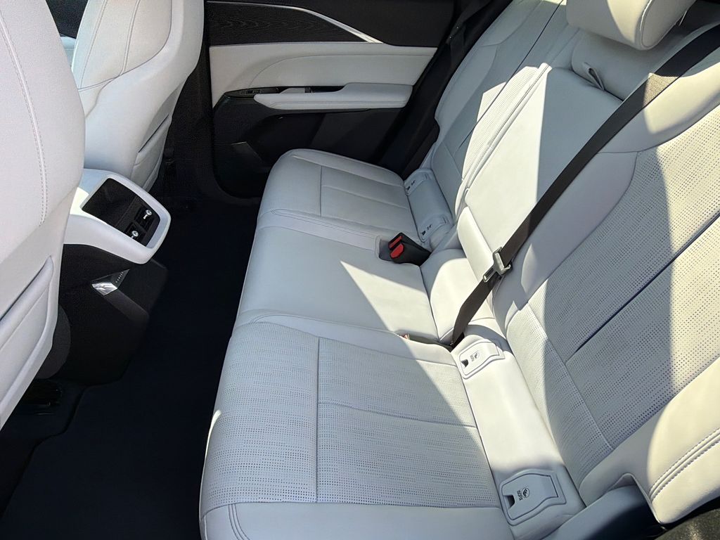Used 2024 Cadillac LYRIQ SUV