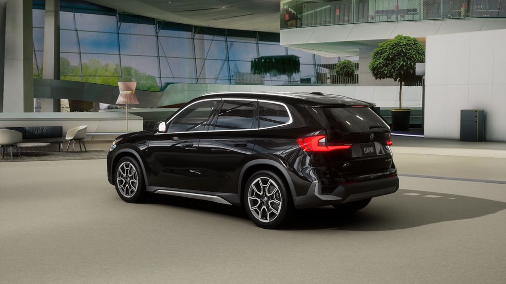 Thumbnail: 2025 BMW X1 - 27