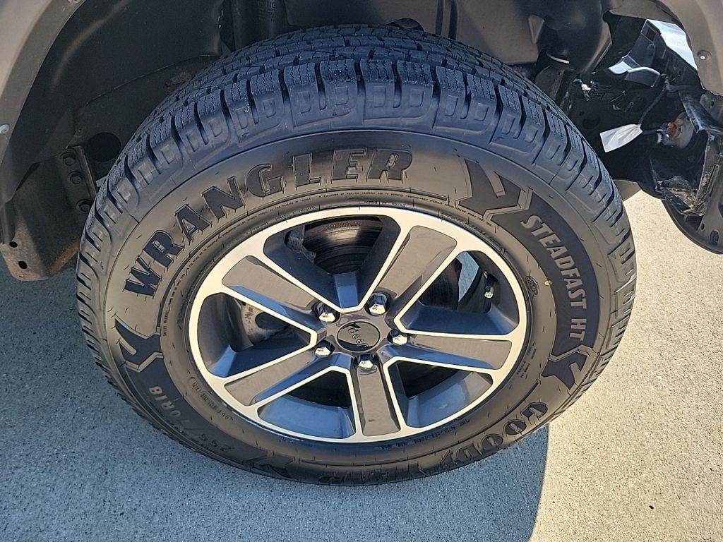 Used 2023 Jeep Wrangler SUV