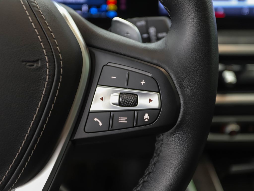 Thumbnail: 2024 BMW X5 - 13