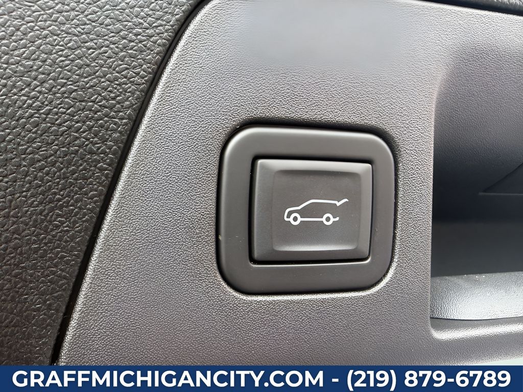 Used 2023 Buick Envision SUV