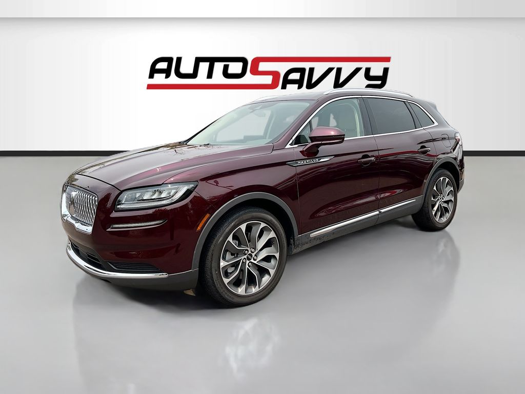 Used 2023 Red Lincoln Reserve image 3