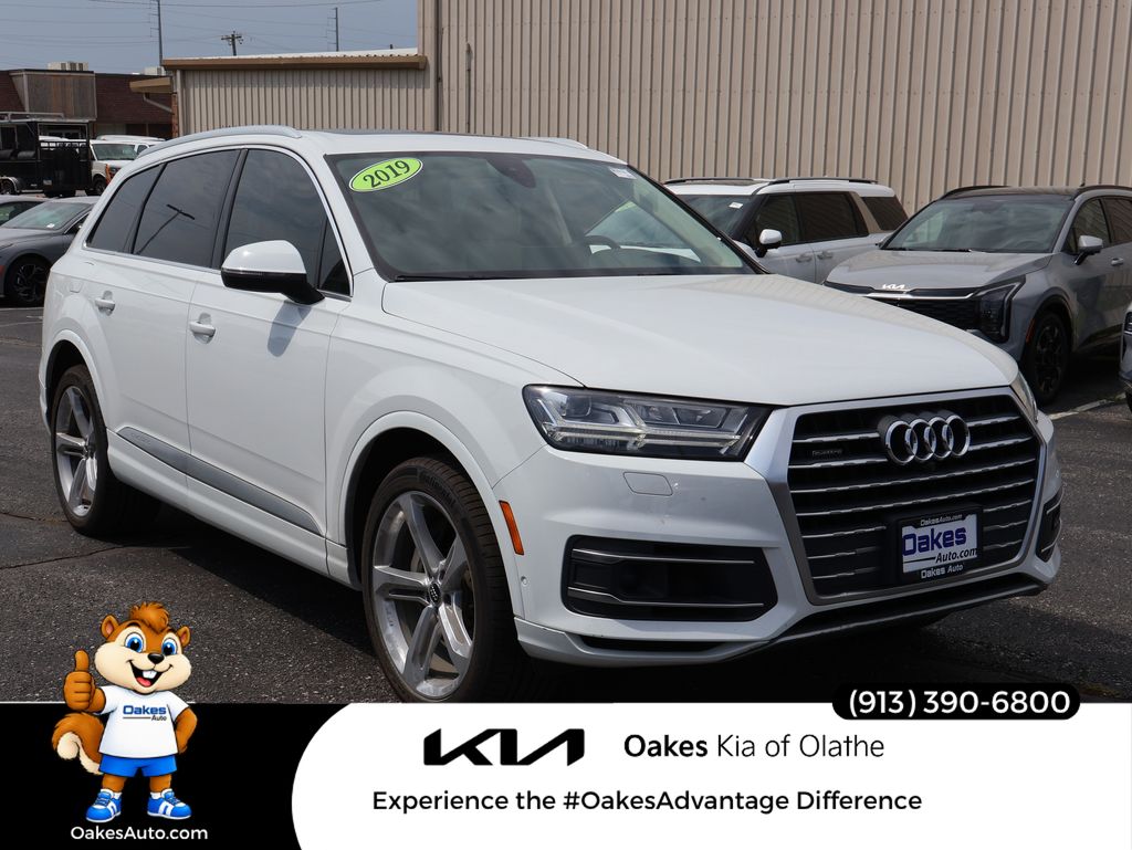 2019 Audi Q7 55 TFSI quattro Prestige
