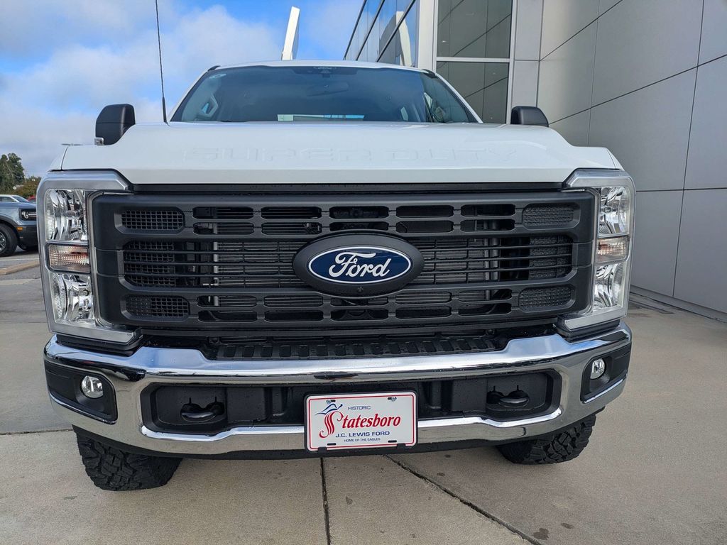 2027 Ford F-250 Super Duty XL