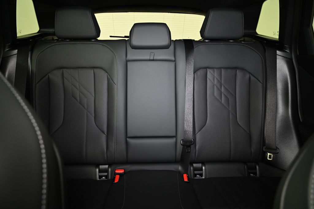 Thumbnail: 2025 BMW X3 - 25