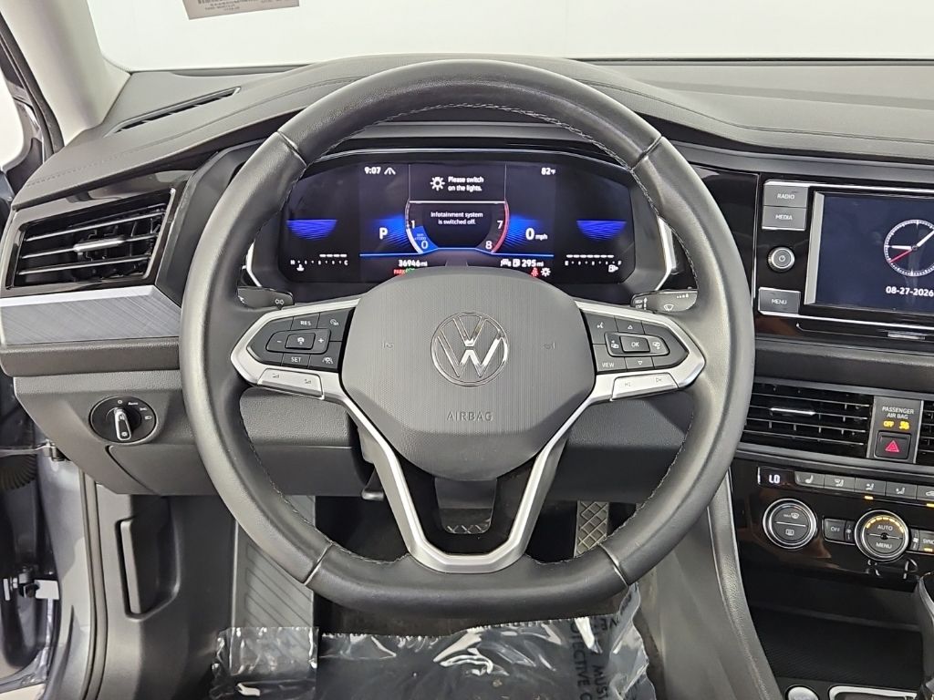 Thumbnail: 2023 Volkswagen Jetta - 26