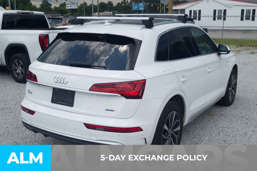 Used 2024 White Audi 45 S line Premium image 3