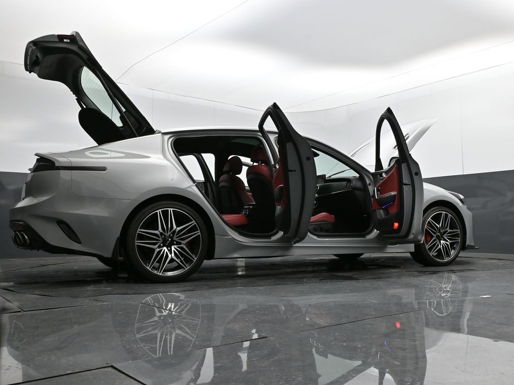 2023 Kia Stinger GT2