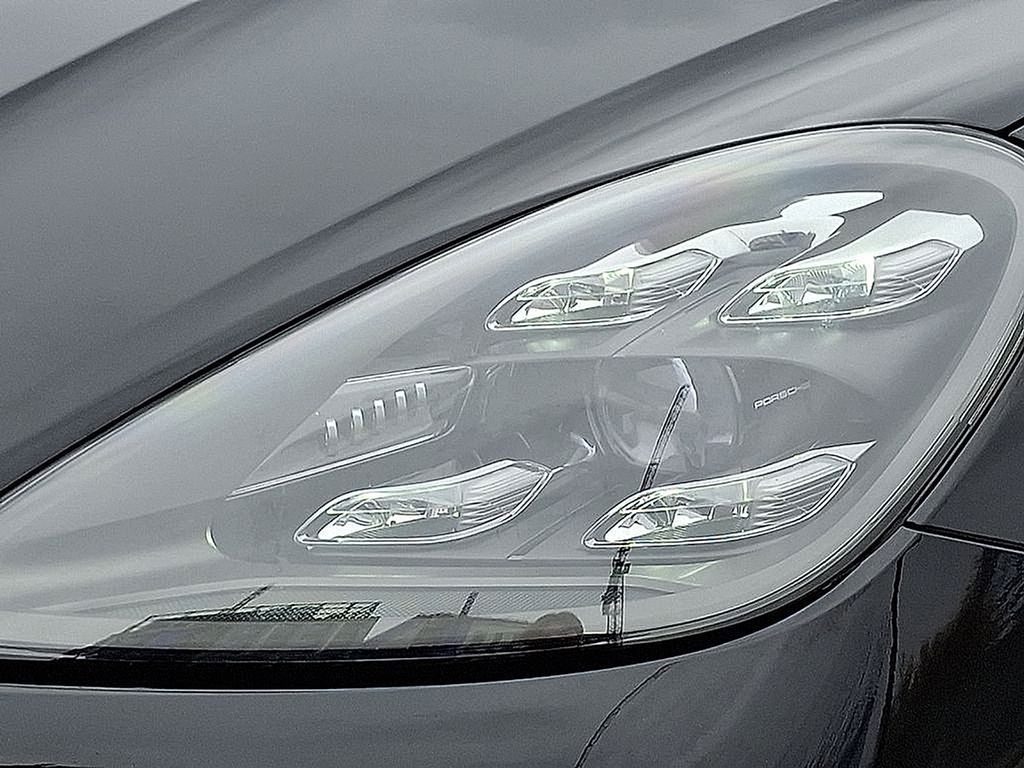 Thumbnail: 2023 Porsche Cayenne - 12