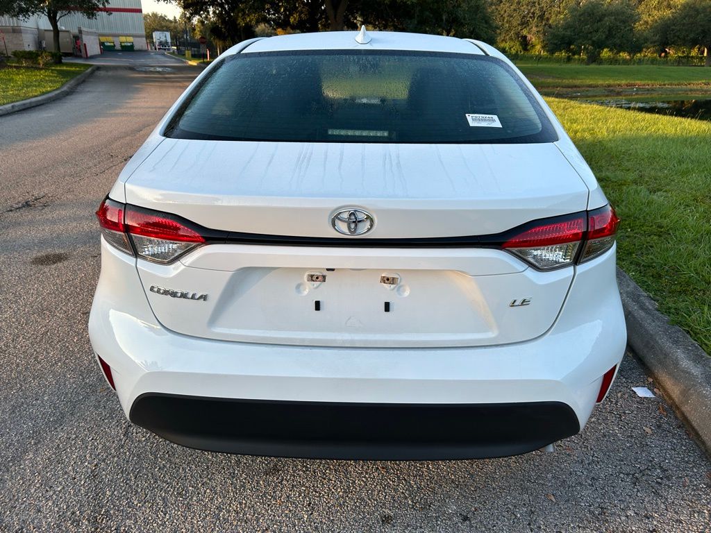 Thumbnail: 2023 Toyota Corolla - 4