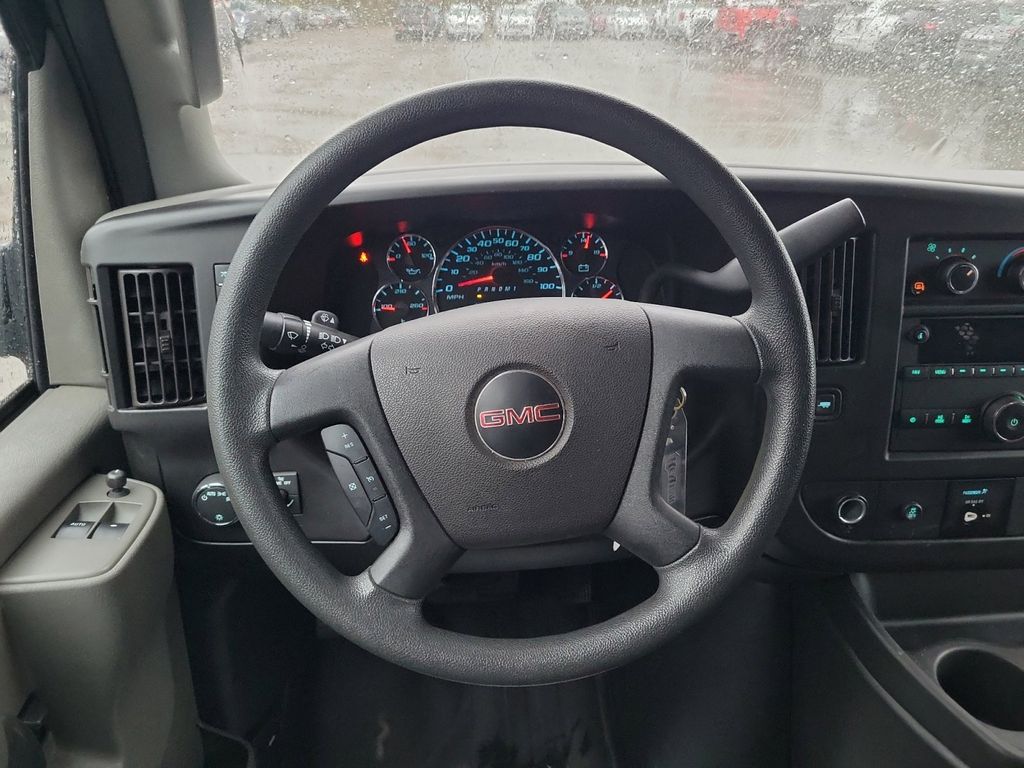 2022 GMC Savana 2500 Work Van 11