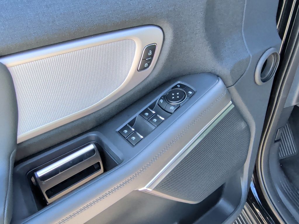 2026 Ford Expedition Active - 10