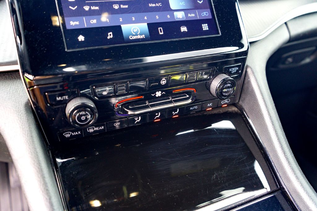 Used Car 2023 Jeep Grand Cherokee L  Altitude For Sale Under $30,000 In Taylor, Texas