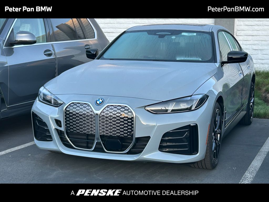 Thumbnail: 2025 BMW i4 - 1