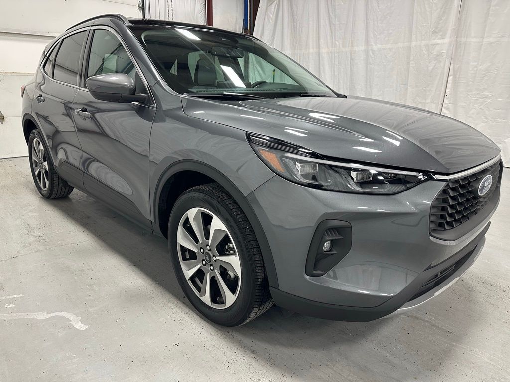 2025 Ford Escape Platinum AWD