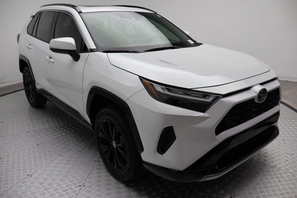 Thumbnail: 2025 Toyota RAV4 - 6