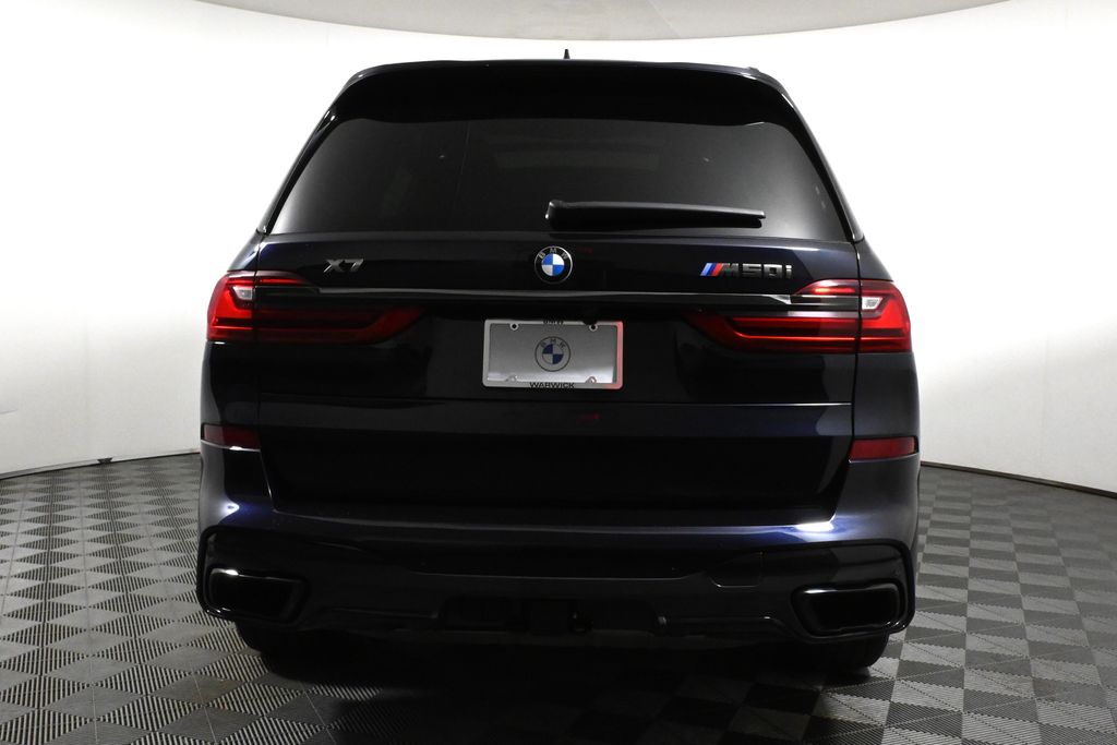 2022 BMW X7 M50i 6