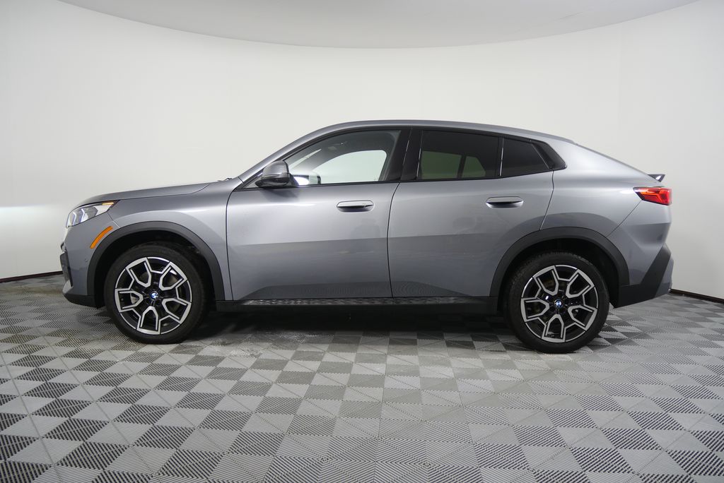 Thumbnail: 2025 BMW X2 - 6