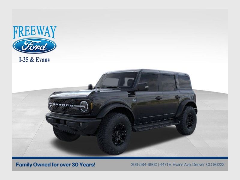 Shadow Black 2025 Ford Bronco Outer Banks 4-Door 4WD SUV / Crossover Four-Wheel Drive Automatic