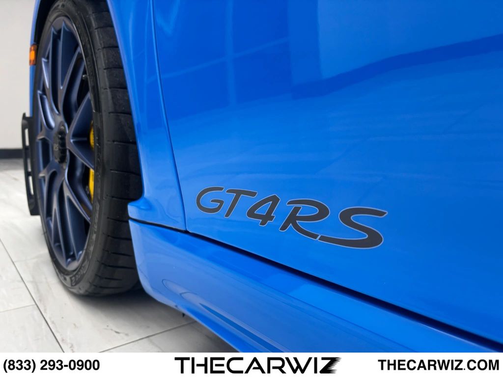 2023 Porsche 718 Cayman