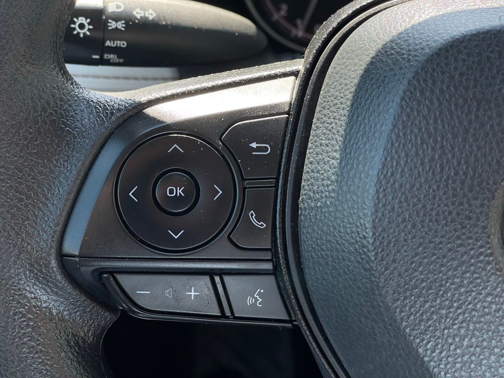 2024 Toyota RAV4 XLE 14