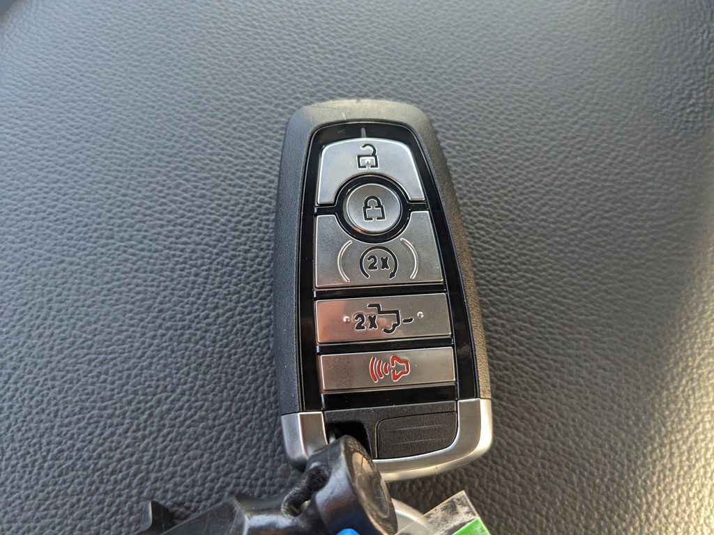 2025 Ford F-250 Super Duty Lariat