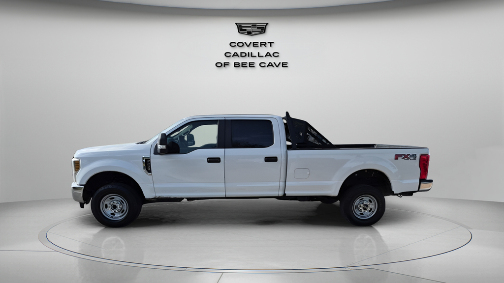 Used 2019 White Ford XL image 5