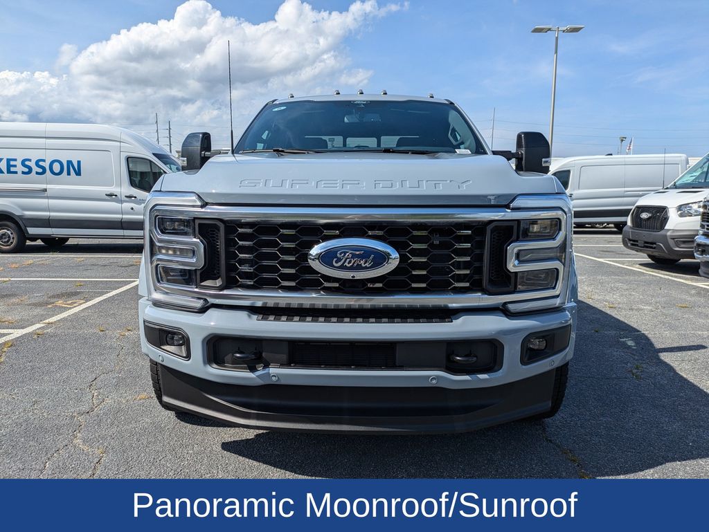 2026 Ford F-450 Super Duty Platinum