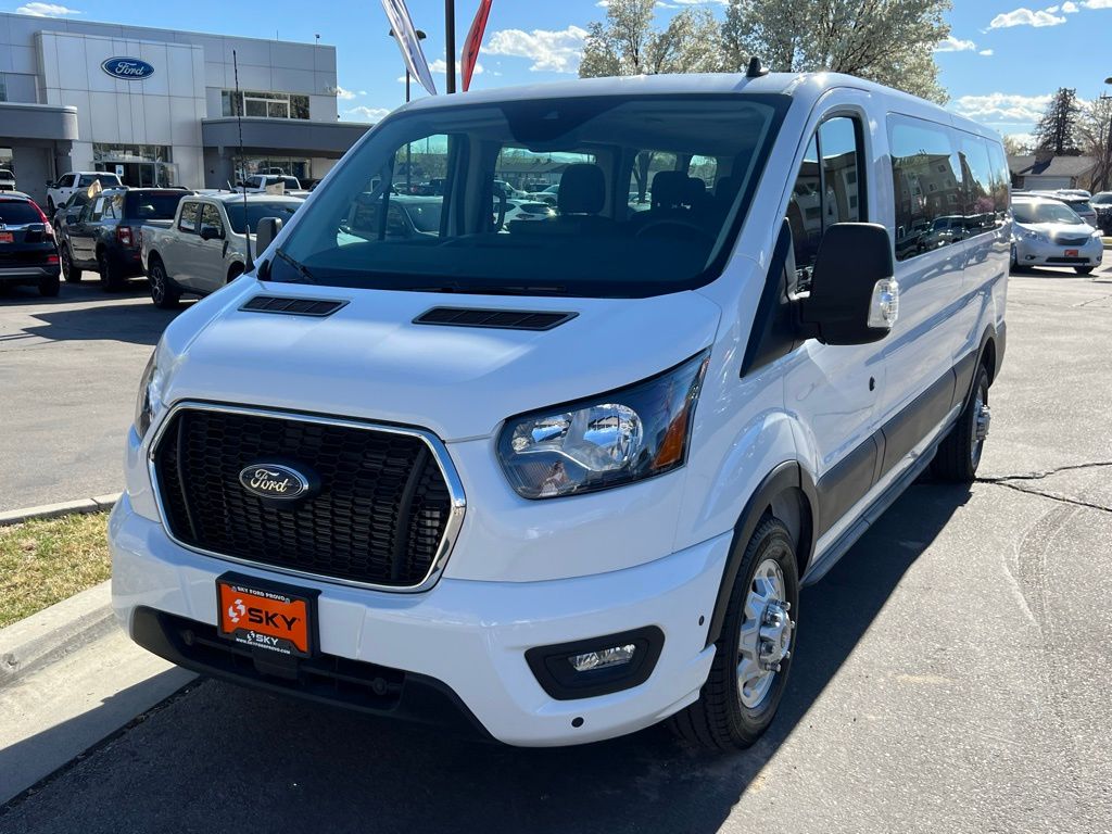 View vehicle photo 2