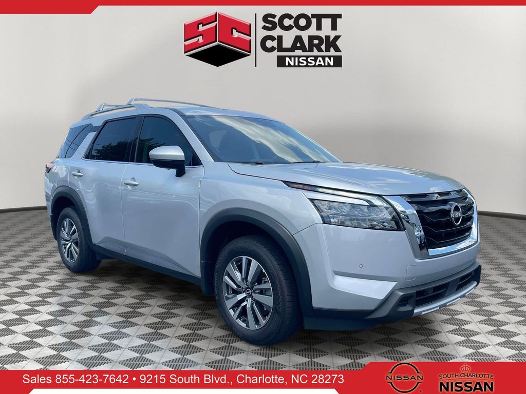 Brilliant Silver Metallic 2025 Nissan Pathfinder SUV / Crossover Front-Wheel Drive 9-Speed Automatic