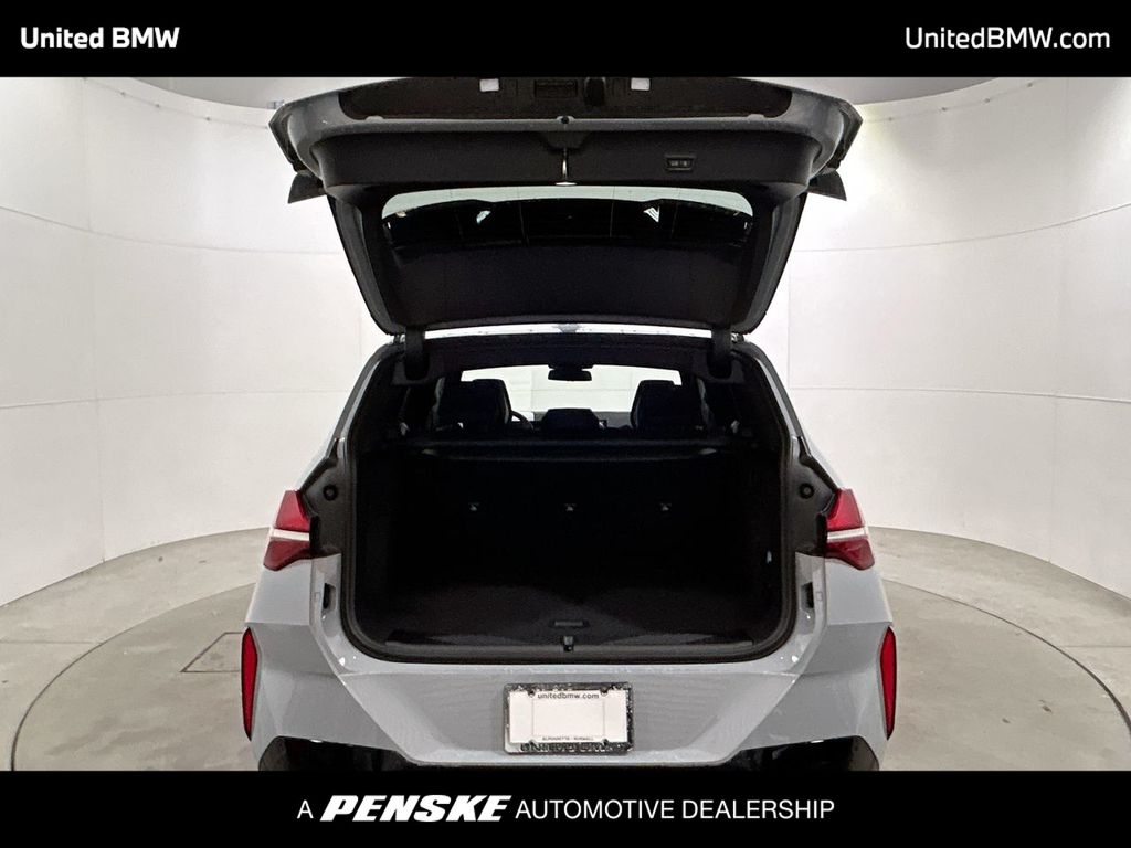 Thumbnail: 2026 BMW X3 - 22